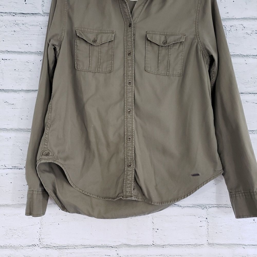Hollister Green Size Small Long Sleeve Collared Military Olive Button Up Shirt - Picture 4 of 6